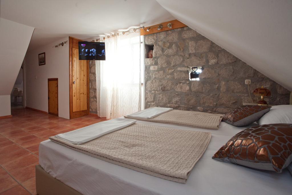 Apartments Antica Split Exterior photo